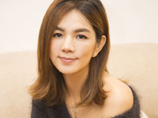 Ella䥬I