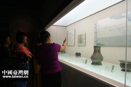 臺灣記者參觀山西博物院。（中國臺灣網 段雯婷 攝）