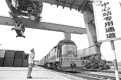 重慶:口岸與產業互動共進 重慶:口岸與產業互動共進