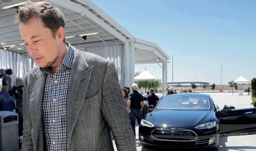 特斯拉深陷泥潭:中國區一年一換帥 長期虧損 特斯拉深陷泥潭:中國區一年一換帥 長期虧損