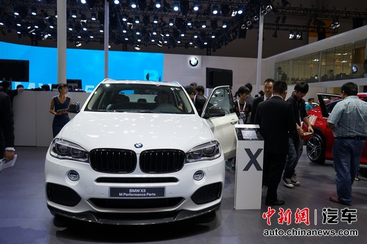 成都車展進口車價調查：寶馬車價未降 奔馳部分車加價