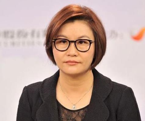 4億現金購香港房產 女首富自稱不是小三周群飛發家史揭秘