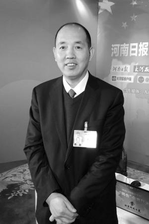 張全收：全國人大代表、上蔡縣朱里鎮拐子楊村黨支部書記、深圳全順人力資源開發有限公司董事長