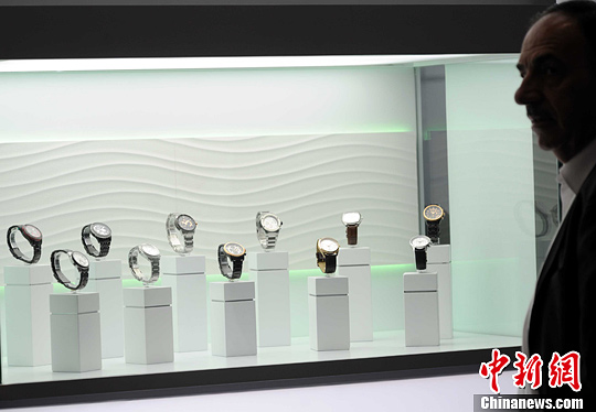 全球最大鐘表展在香港揭幕750余家廠商參展