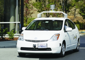 谷歌發布新款無人駕駛汽車 IT巨頭青睞無人駕駛概念