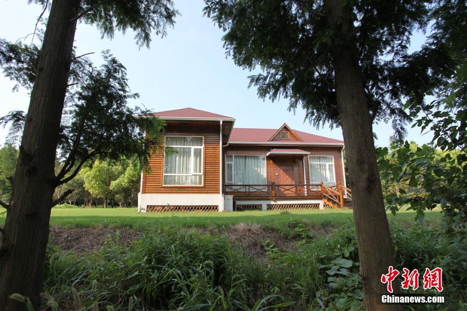 上海最“牛”違建豪宅藏秘林中 上海最“牛”違建豪宅藏秘林中