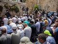 Muslims protest against new Israeli security measures in Jerusalem