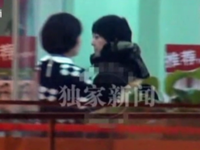 馬伊琍產後首現身  腳踩高跟鞋現辣媽本色