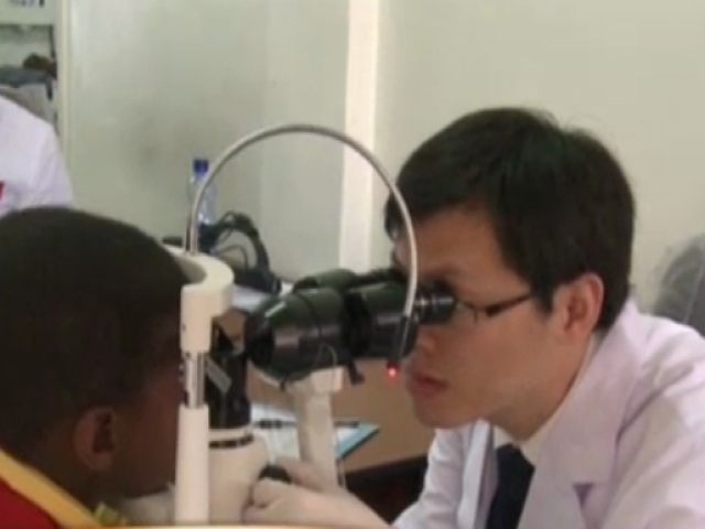 埃塞俄比亞：中國醫療隊開展“光明行”活動