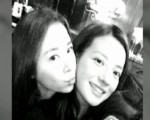 “格格”之吻 趙薇林心如狂曬姐妹情
