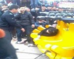 河南新鄉遊樂設施太空飛碟空中出故障 19人被甩出