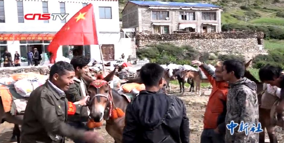 邊境老人“上山記”：四十年重復走過四十里山路.JPG