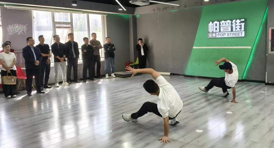 QQ20250928-095349.png