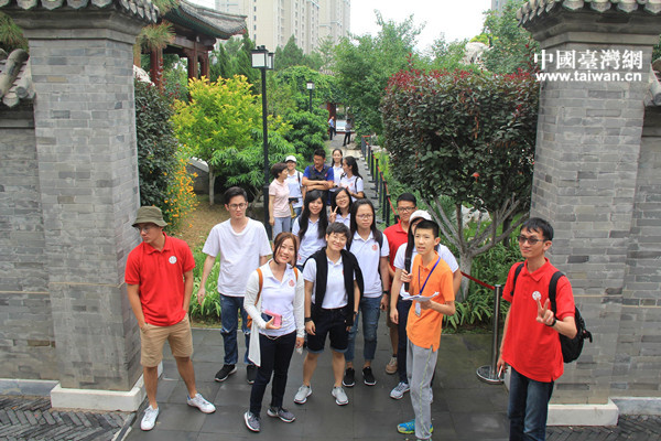 1858437764973068.jpg 參觀李叔同先生故居紀念館(中信銀行天津分行供圖).jpg