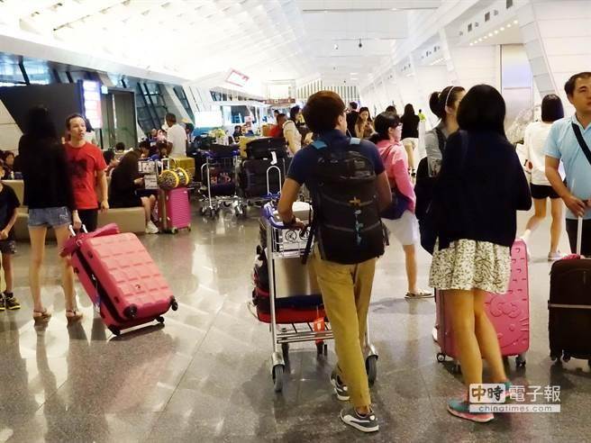 旅客量增 桃機將再建第四航廈 旅客量增 桃機將再建第四航廈