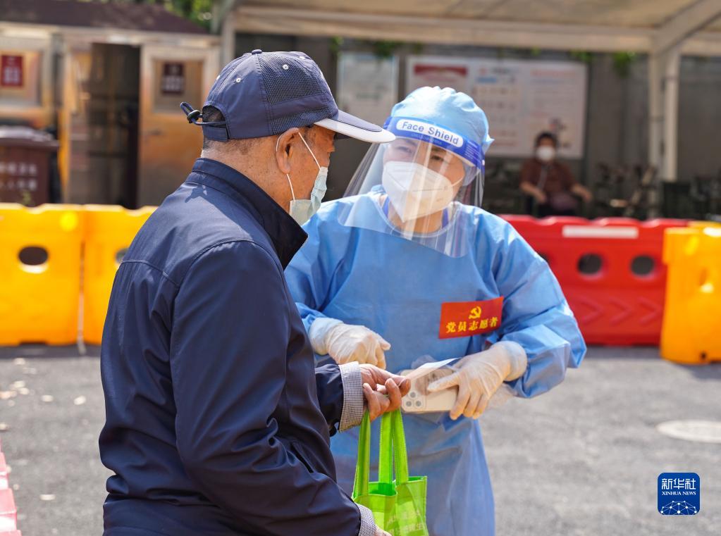 上海奉賢:推進老年人新冠疫苗接種工作