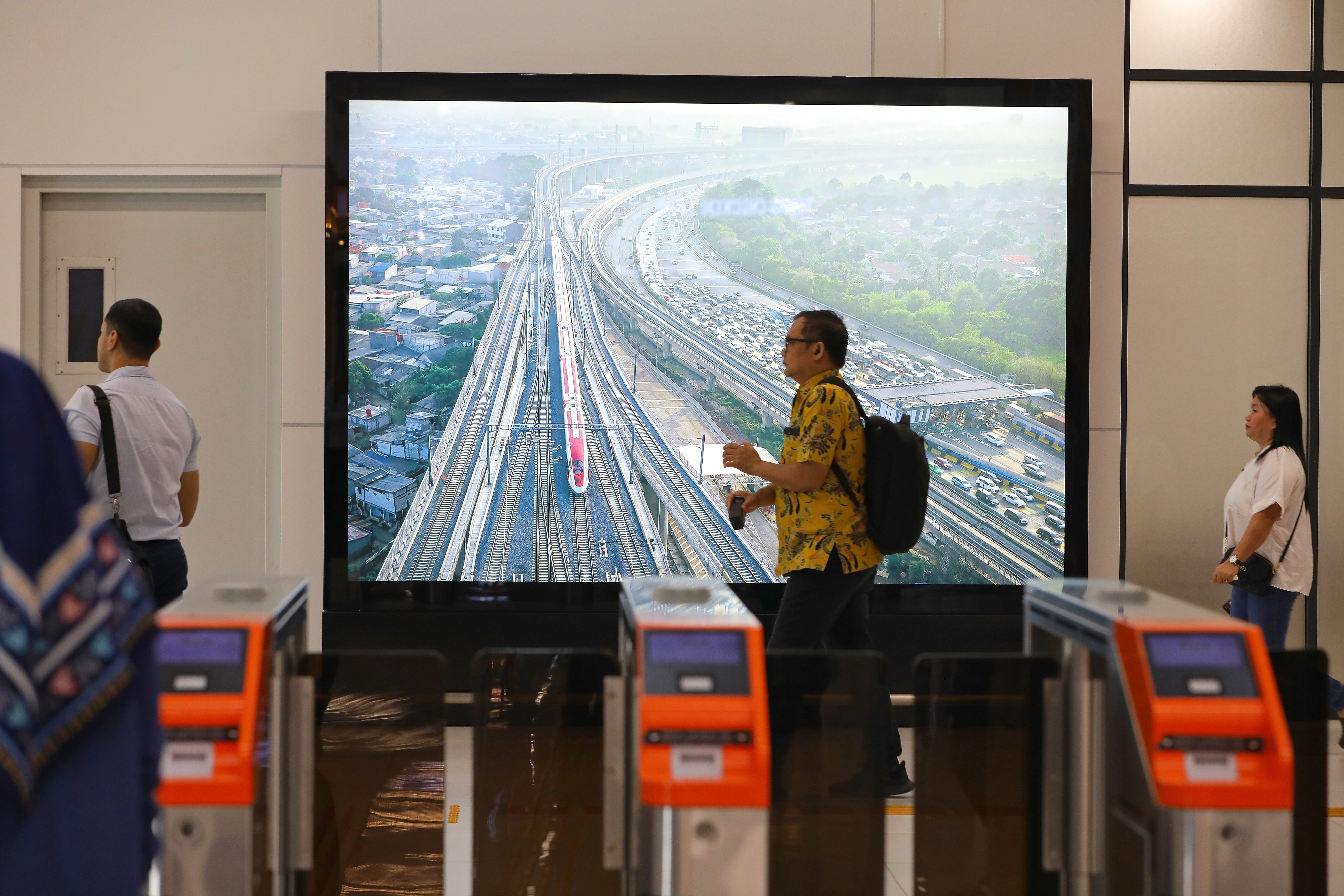 I1017AUK}qB纡~A֭poeȫȶW1200UHC