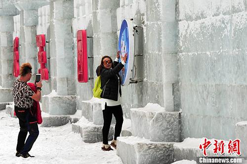 128AHACȦbBj@ɹCC<a target='_blank' href='http://big5.arats.com.cn/gate/big5/www.chinanews.com/'><p  align=