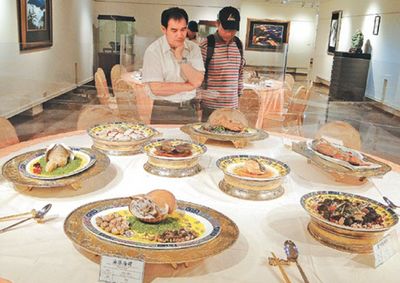 兩岸舉辦賞石文化交流展珍稀石宴令人驚嘆(圖)