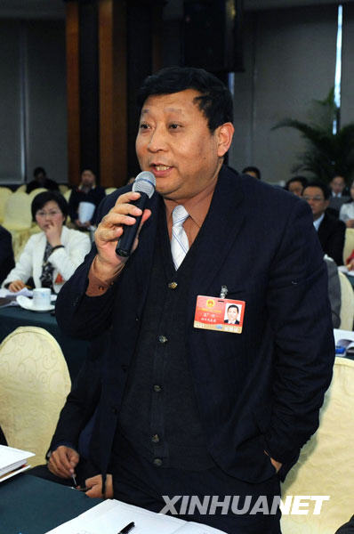 來自四川的全國人大代表王計說,在汶川地震中遭到嚴重破壞的東方電氣集團東方汽輪機有限公司重建工作進展順利,原定震後兩周年“亮相”的新東汽,將提前重新崛起在蜀中大地上。